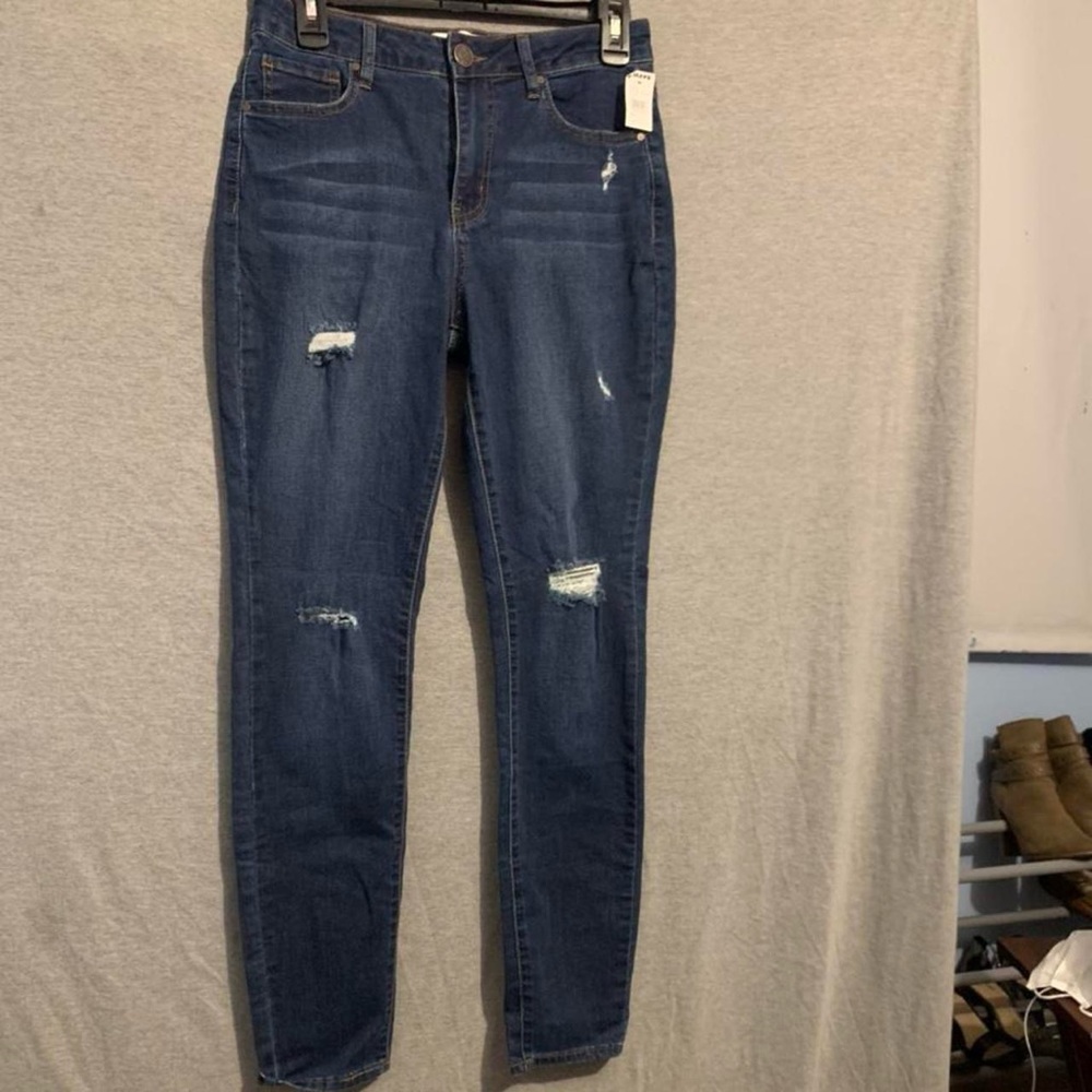 Size 9 high rise skinny jeans